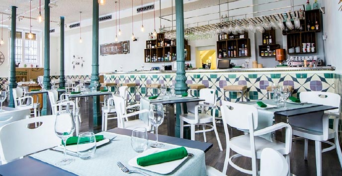 Interior Restaurante Bacira cocina fusion