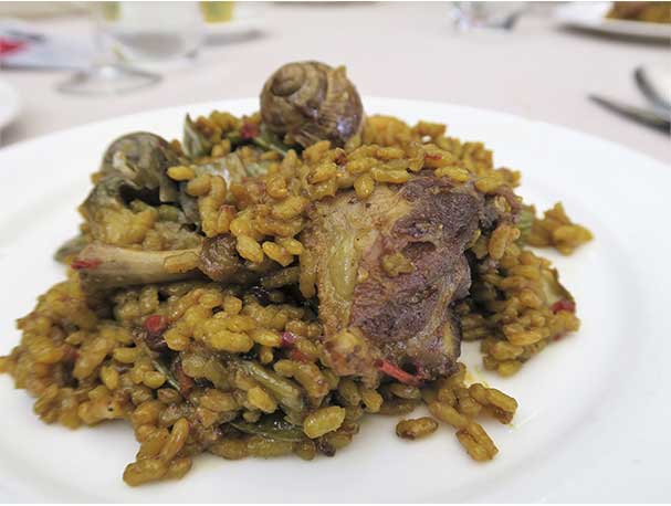 Plato de paella valenciana III Ruta de la Paella restaurante Que si quieres arroz Catalina Plato de paella valenciana III Ruta de la Paella restaurante Que si quieres arroz Catalina