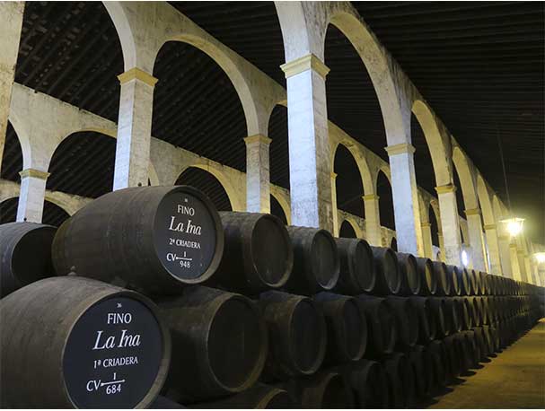 Concurso de cocteleria vinos de Jerez Bodegas Lustau interior bodega Concurso de cocteleria vinos de Jerez Bodegas Lustau interior bodega