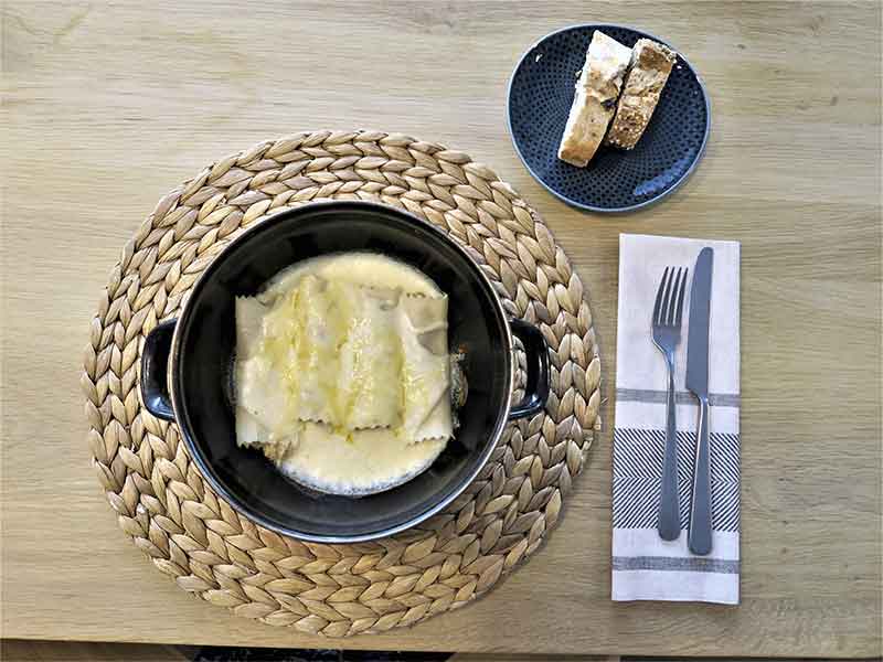 Brunch del restaurante Arado Canelones de pollo de corral