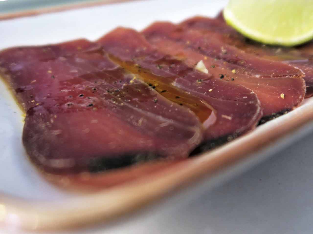 Mojama aceite pimienta y lima