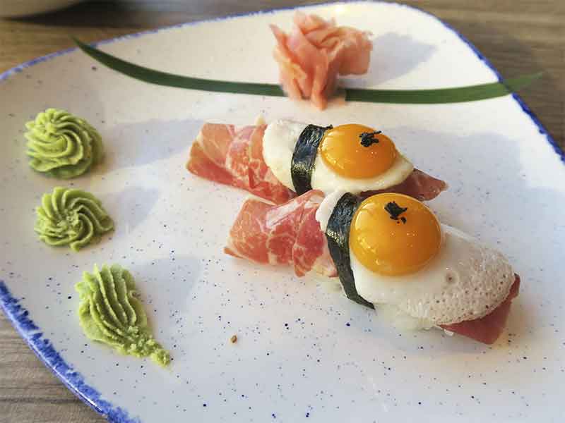 Restaurante Miss Chen en Valdebebas Madrid nigiri huevo codirniz jamon Restaurante Miss Chen en Valdebebas Madrid nigiri huevo codirniz jamon