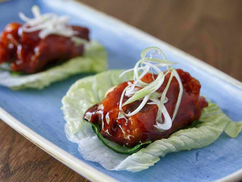 Latasia Saam de alitas de pollo Latasia Saam de alitas de pollo