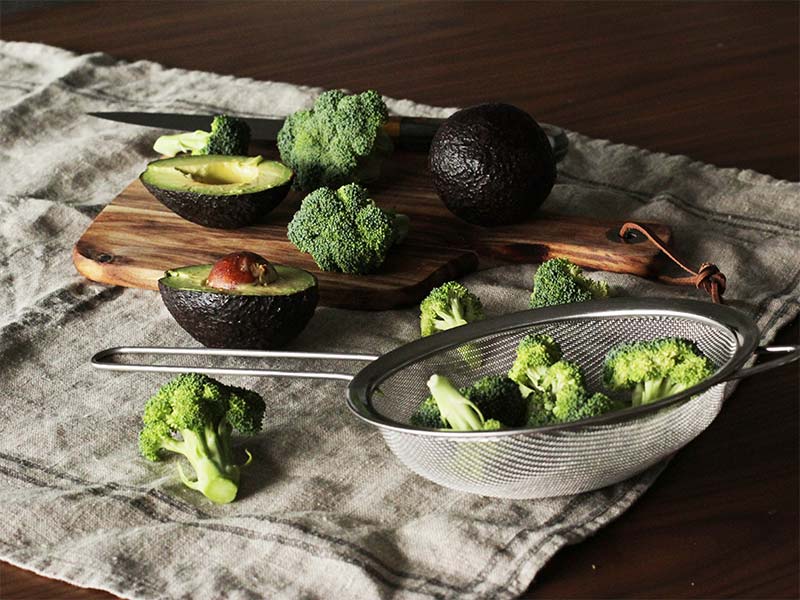 Receta de Ensalada de Brócoli y Aguacate en menos de 15 minutos