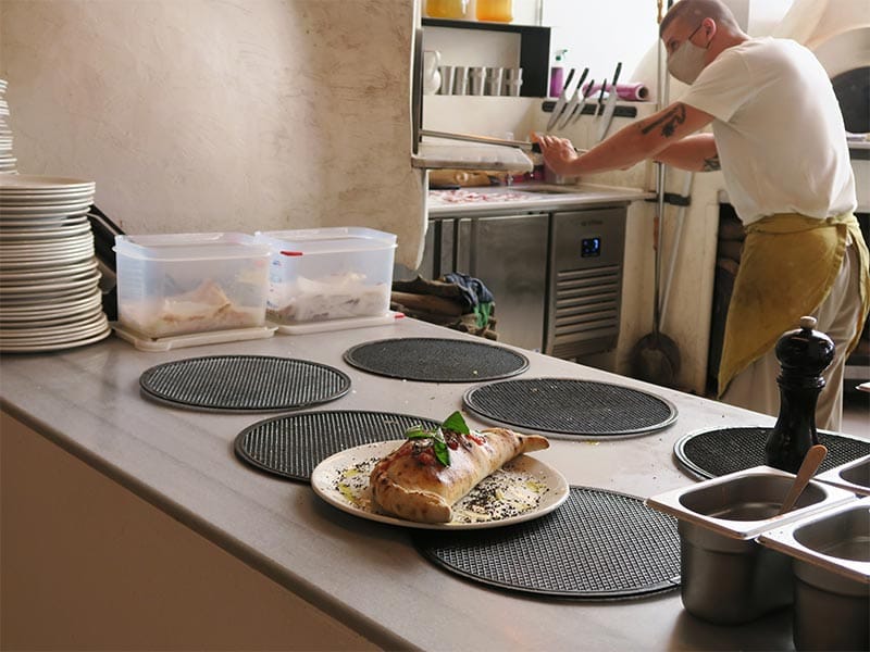 MO de Movimiento horno de pizza MO de Movimiento horno de pizza