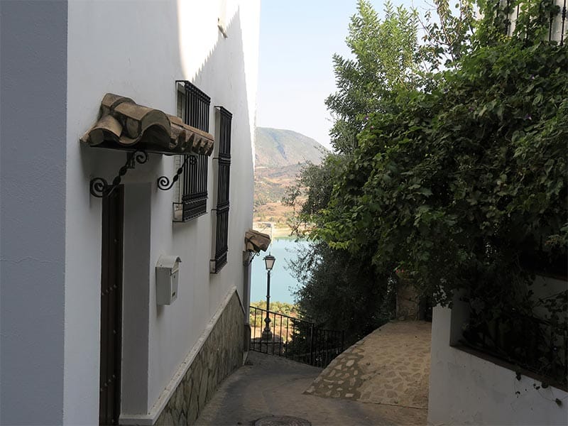 Interior de Cadiz Zahara de la Sierra Interior de Cadiz Zahara de la Sierra