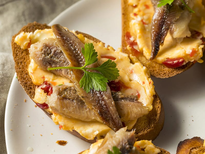 Anchoas y mantequilla de anchoas