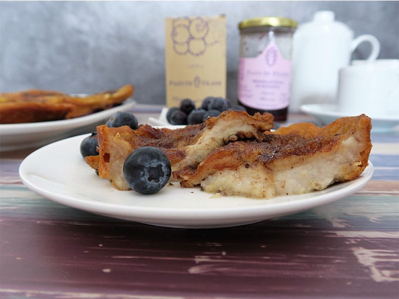 Torrijas infusionadas con mermelada de arandanos