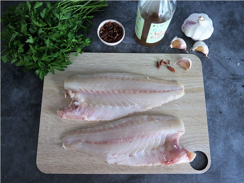 Lubina a la donostiarra ingredientes