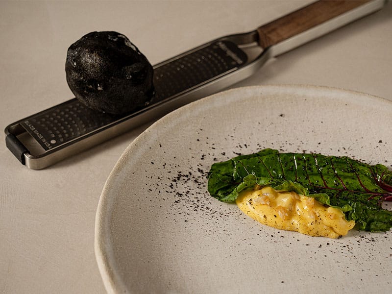 Acelga con tendon y limon fermentado