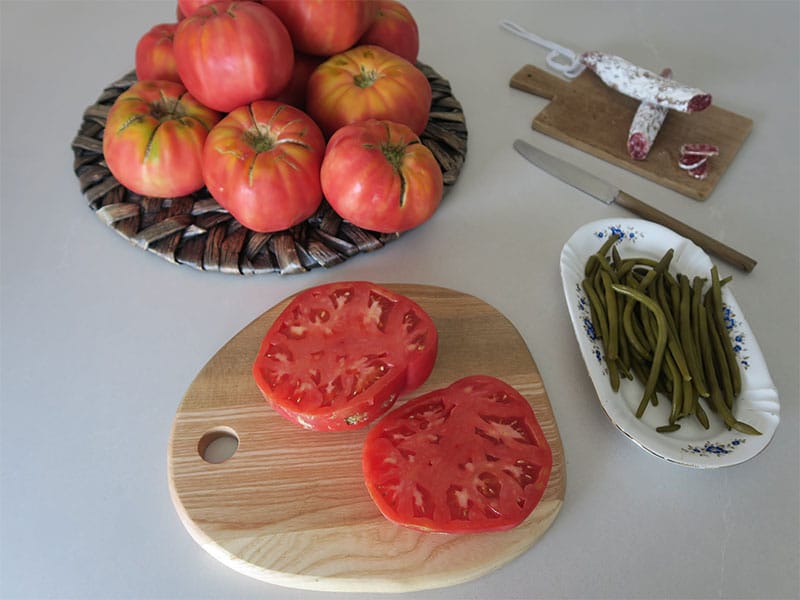 Ingredientes ensalada de tomate rosa Ingredientes ensalada de tomate rosa