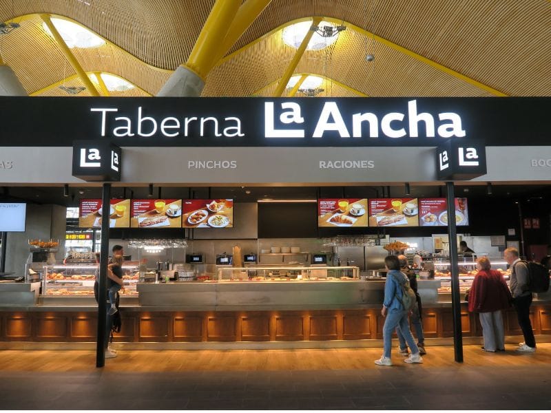 Comer en la T4 aeropuerto Madrid Barajas