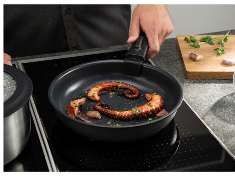 Sartenes Zwilling Unlock apilable y con mango extraible